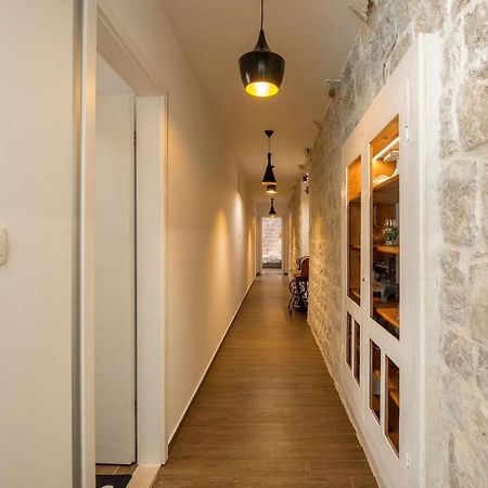フヴァル Vintage House Al Pozzoアパートホテル エクステリア 写真
